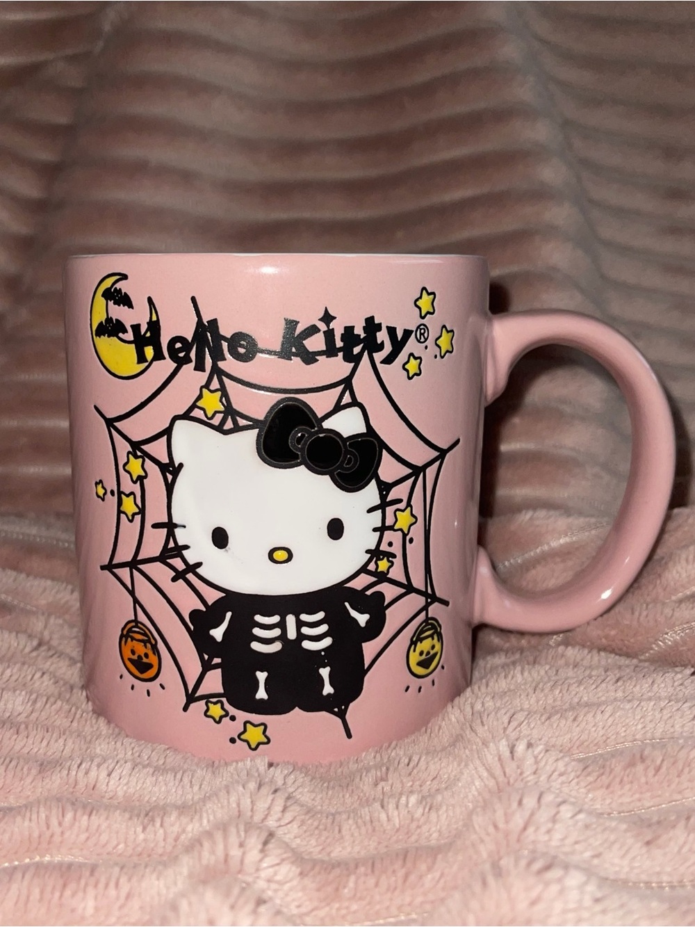 Hello Kitty Halloween Spiderweb Mug